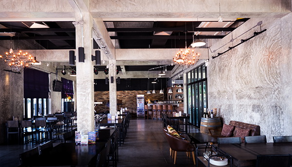 River Bar and Restaurant